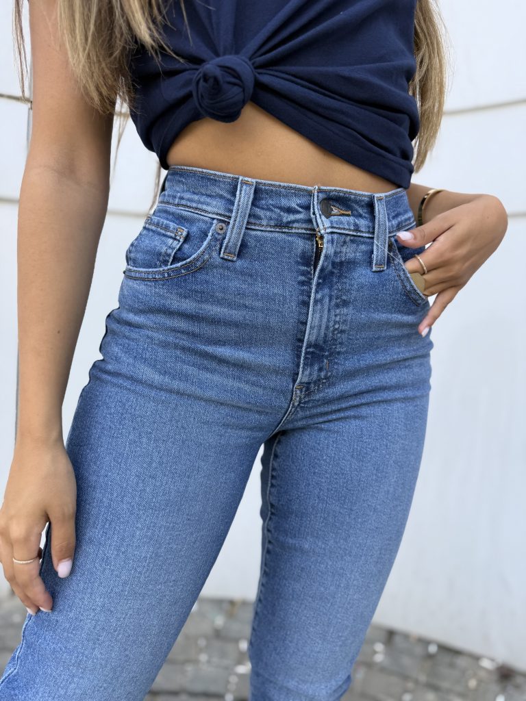 269860026 MOM JEANS LEVIS