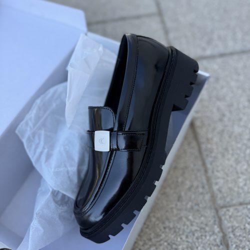 YW01657 CK אוקספורד שחור מבריק