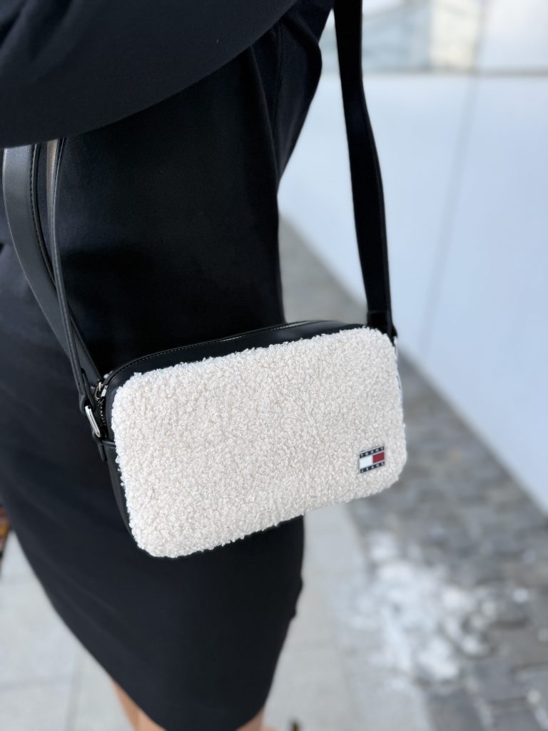 AW18010 TOMMY