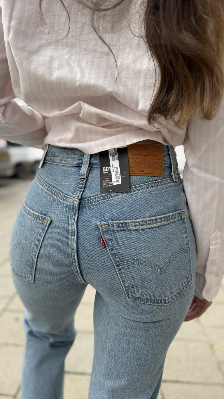 A84210004