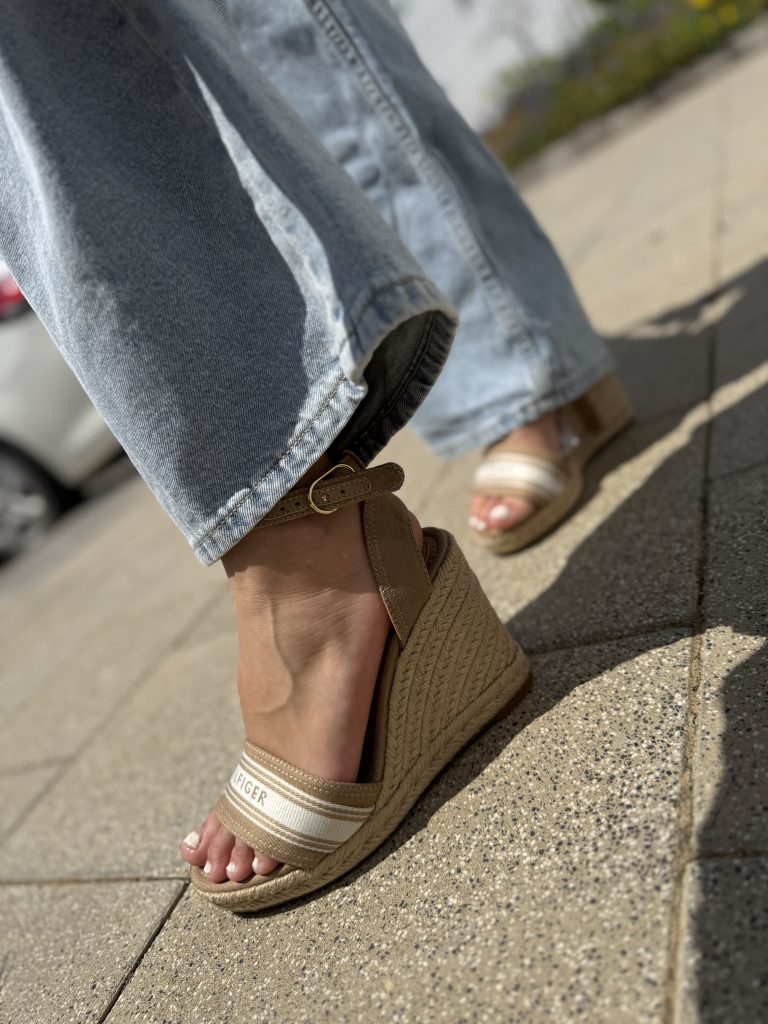 FW09342