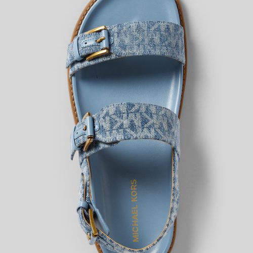 NIA FLAT