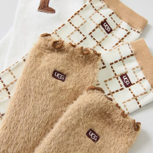W UGG CLASSIC