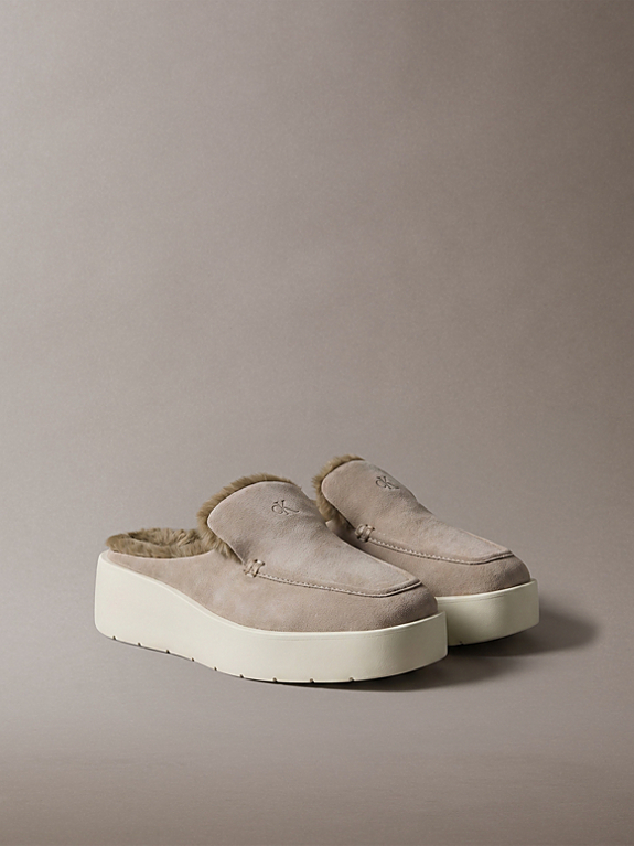 HW03182 063 CK